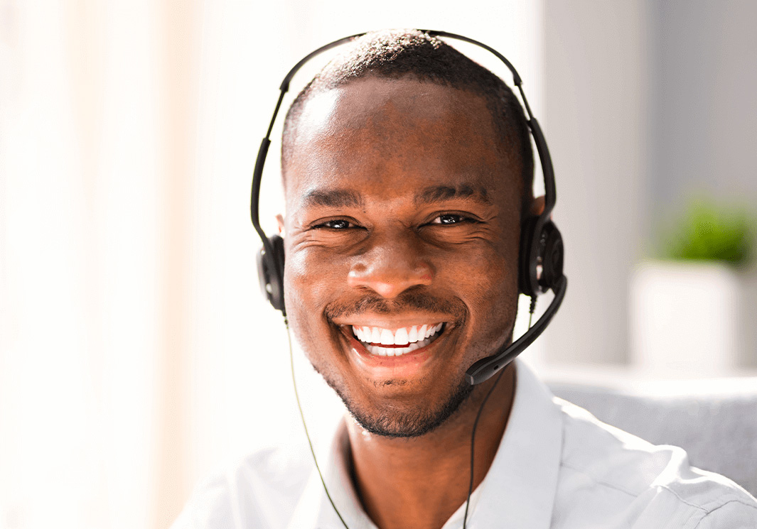 Featured Image for the blog: AI in Customer Service: A Guide to Smarter Metrics